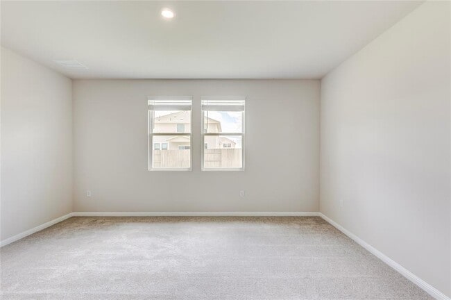 Building Photo - 133 Silverleaf Spur