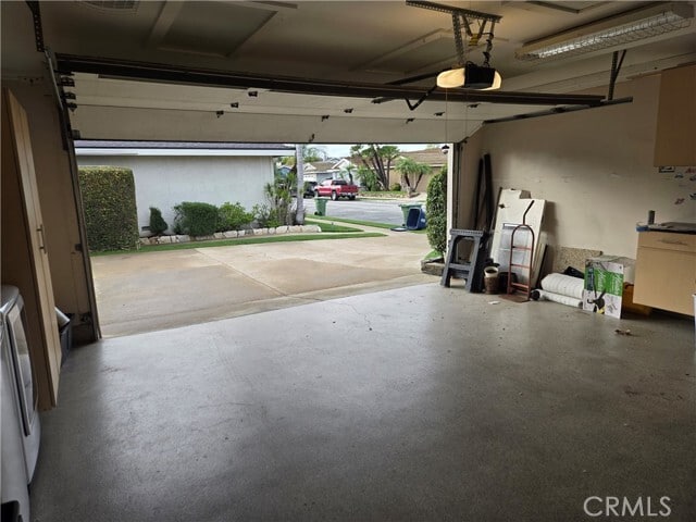 Building Photo - 4640 Hazelnut Ave