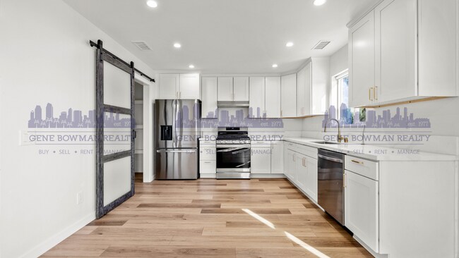 Building Photo - 2205 E 24th St