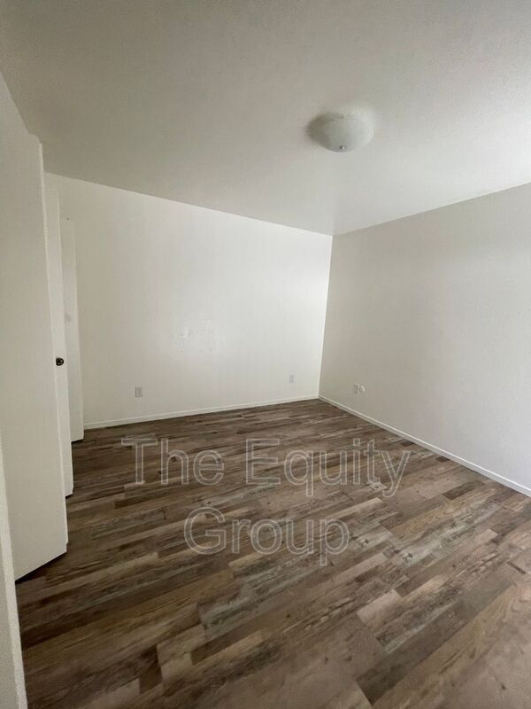 Building Photo - 2023 S Pinkham St