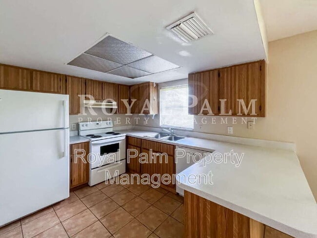 Building Photo - 17582 Cypress Point Rd