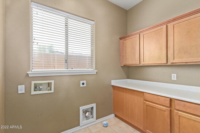 Building Photo - 13582 S 184th Ave