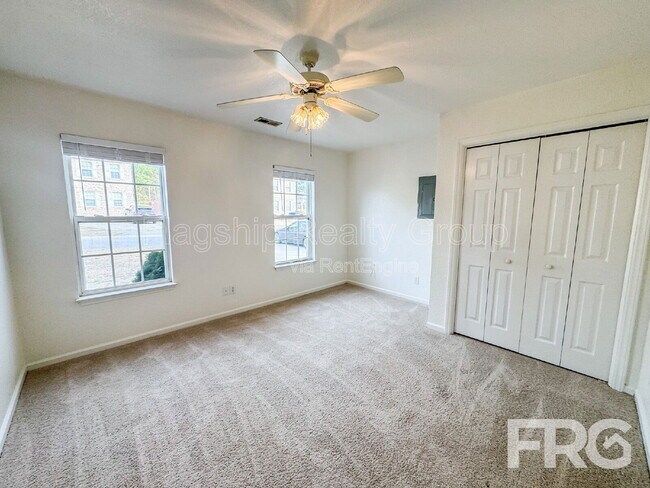 Building Photo - 4270 Williamsbrook Ln