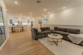 Building Photo - 241 Proctor