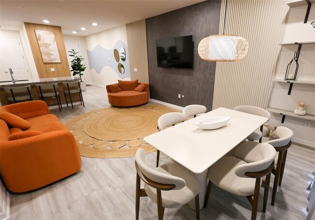 Building Photo - 2992 Mearshire Dr