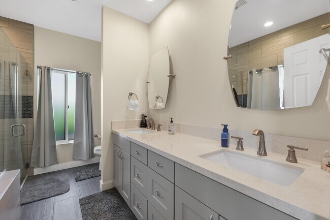 Building Photo - 79575 Camelback Dr