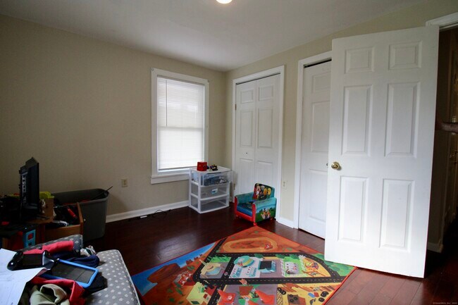 Building Photo - 38 Denison Ave