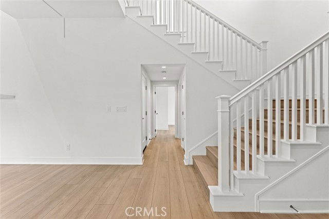 Building Photo - 108 Yellow Iris