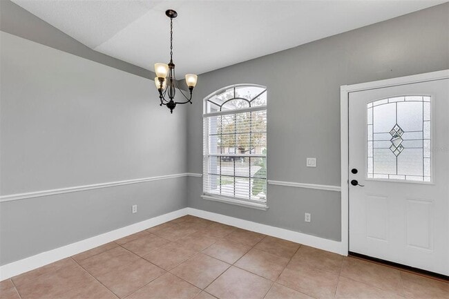Building Photo - 7686 Pine Fork Dr