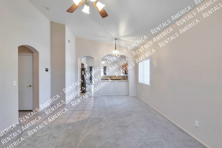 Building Photo - 9325 N Scarlet Canyon Dr