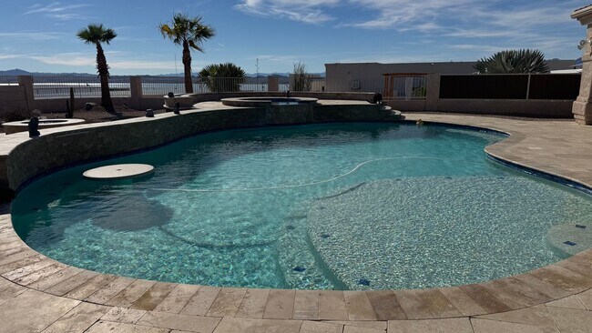 Building Photo - Sunsets, Views & Vibes - Your LHC Escape Awaits!