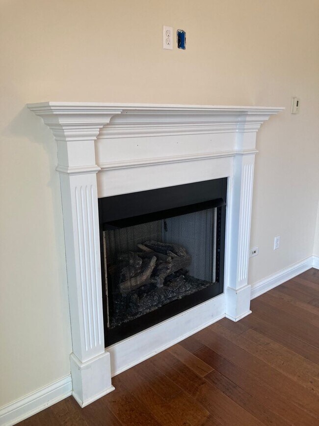 Building Photo - 108 Carriage Hills Ln