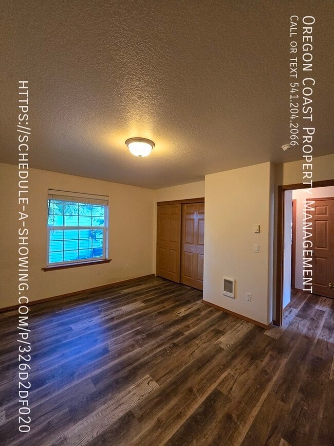 Building Photo - 135 S Quadrant St