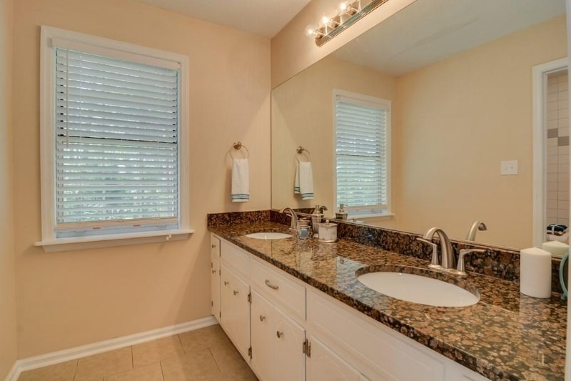 Building Photo - 3730 Cactus Trail