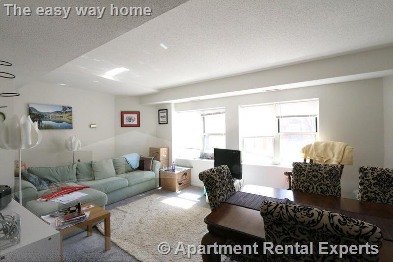 Building Photo - 175 Beacon St