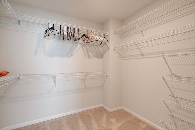 Building Photo - 416 Sandfarm Trail