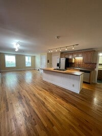 Building Photo - 323 E Water St