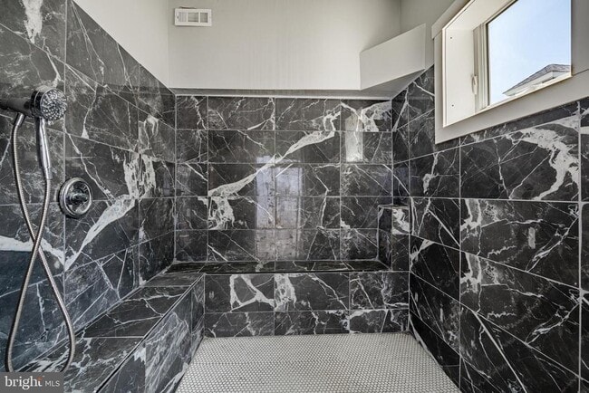 Building Photo - 5708 Park Blvd