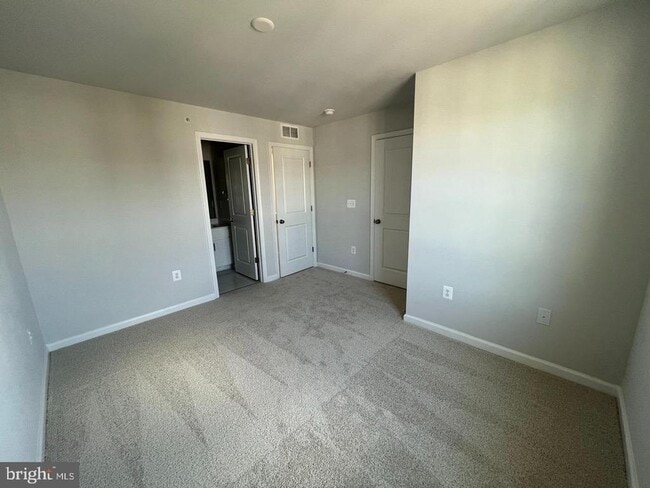 Building Photo - 8269 Knight Station Way