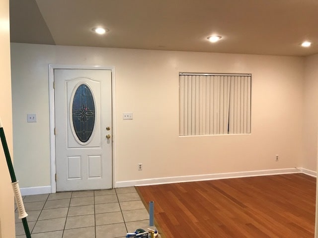 Building Photo - 13981 Van Nuys Blvd