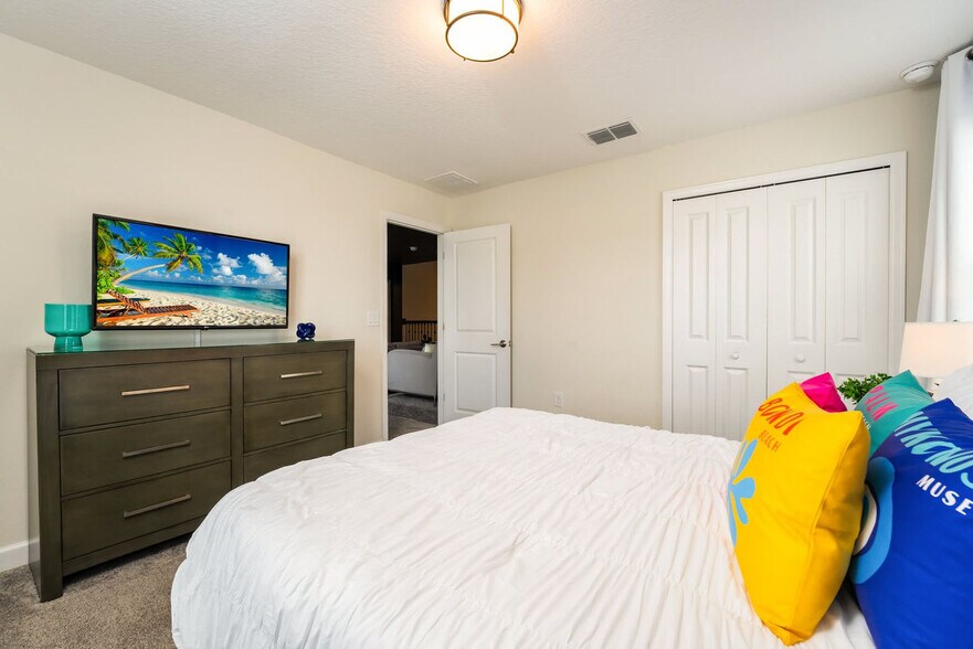 Building Photo - 8896 Cabot Cliffs Dr