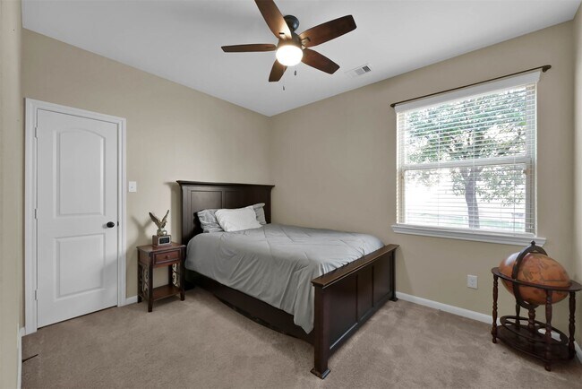 Building Photo - 210 Cheswood Forest Pl