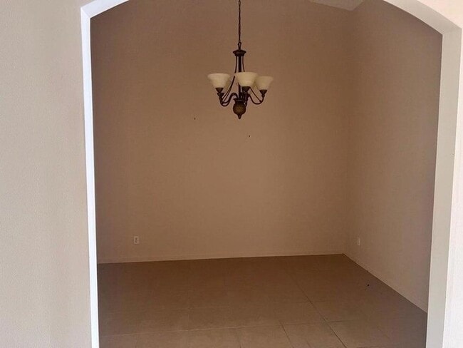 Building Photo - 2405 Windjammer Way