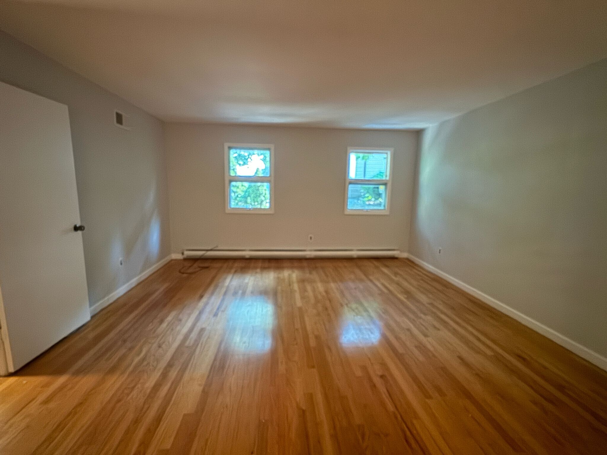 Building Photo - 537 Winterburn Grv