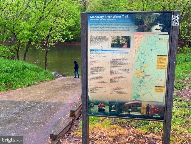 Building Photo - 5763 Hawk Ridge Rd