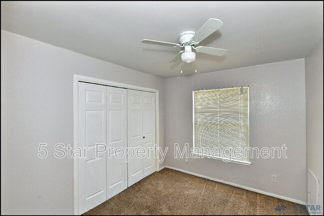 Building Photo - 1916 Lee Elder Dr