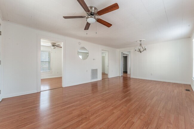 Building Photo - Charming Stone Home