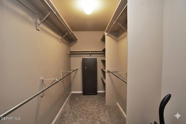 Building Photo - 7208 Brick Dust St