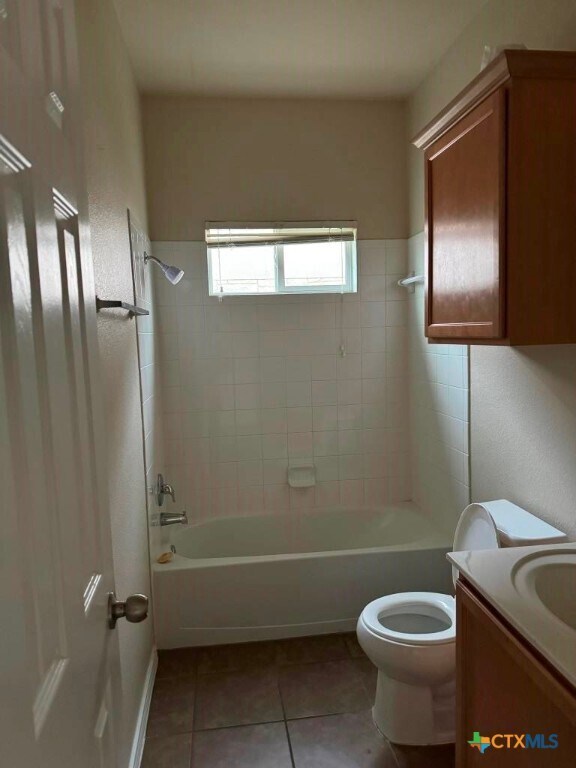 Building Photo - 4902 Bridgewood Dr