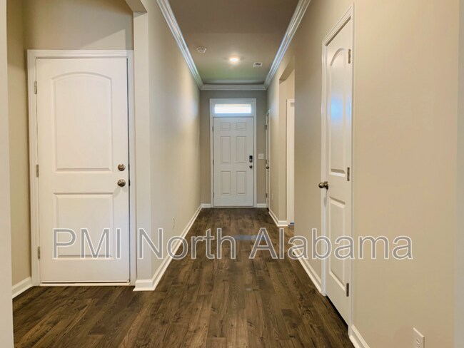Building Photo - 14170 Lannister Ln