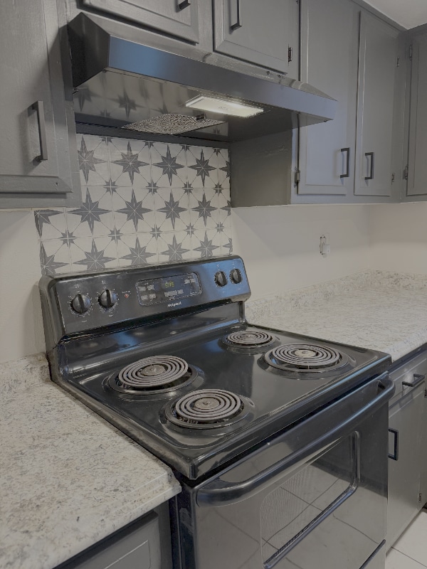 Building Photo - 1013 Dickerson Dr SE