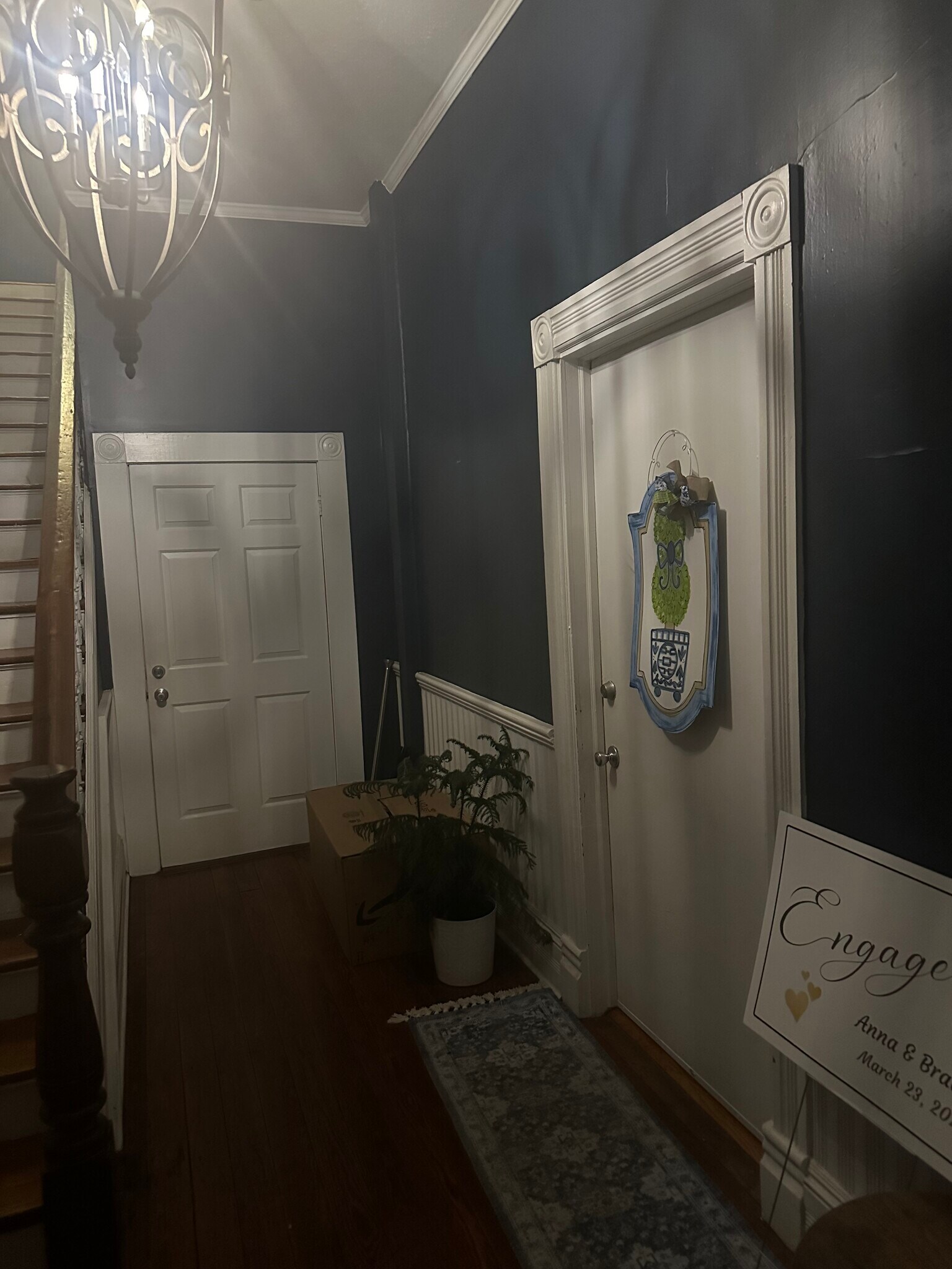 Building Photo - 112 E Church St