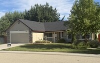 Building Photo - 1349 Tennessee Dr