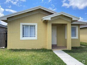 Building Photo - 926 SW 8th Pl