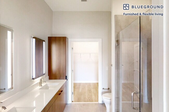 Building Photo - 20 4th Ave