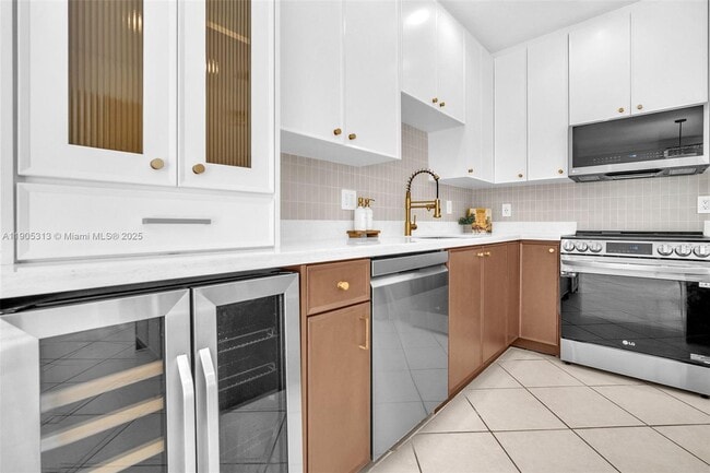 Building Photo - 2867 SW 125th Ave