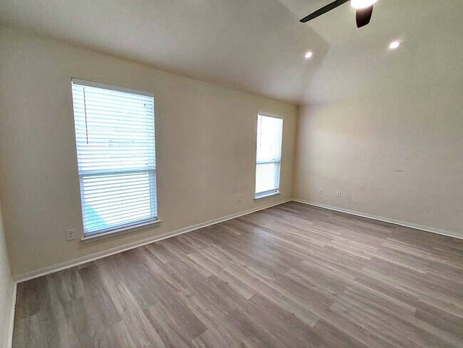Building Photo - 23150 Quiet Heron Ct