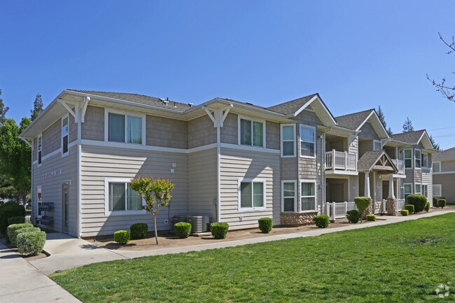 Building Photo - Park Creek Village