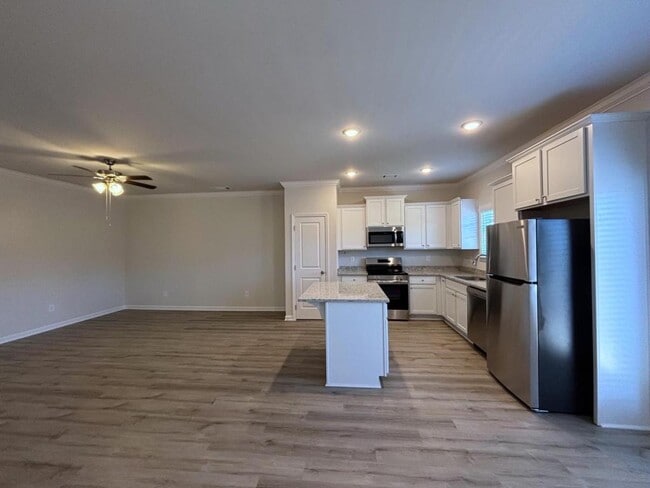 Building Photo - 244 Alston Ridge Dr