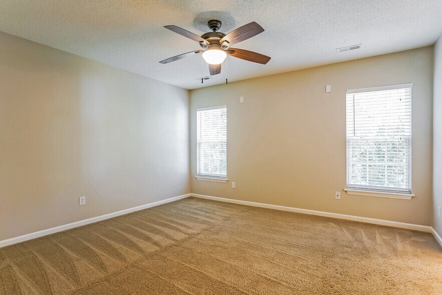Building Photo - 112 Norrostown Pl