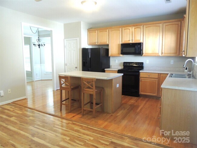 Building Photo - 11764 Fiddlers Roof Ln