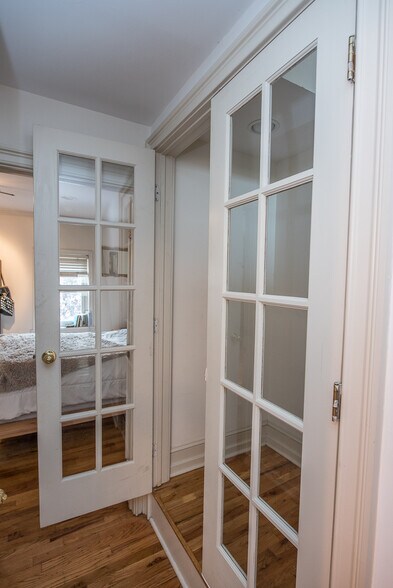 Building Photo - 2822 Ogden St