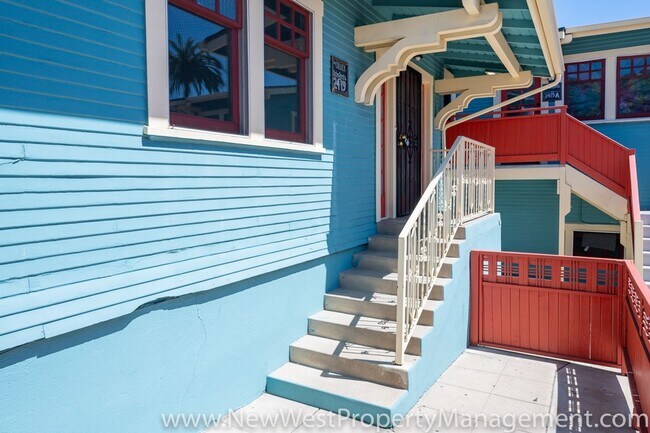 Building Photo - Charming Sherman Heights 2-Bedroom, Available Now!