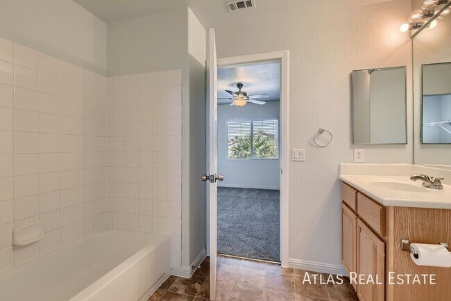 Building Photo - 9278 Shellmont Ct