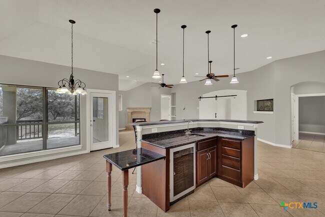 Building Photo - 923 Krona Ct