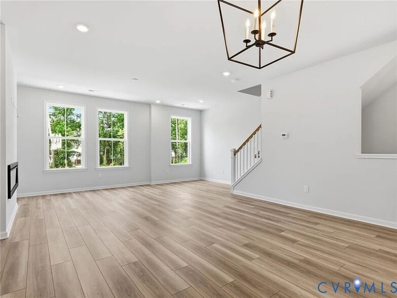 Building Photo - 13813 Riverlight Dr